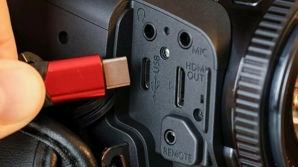 Canon XA60B + HDU-4 Handle Kit Profesyonel 4K Video Kamera