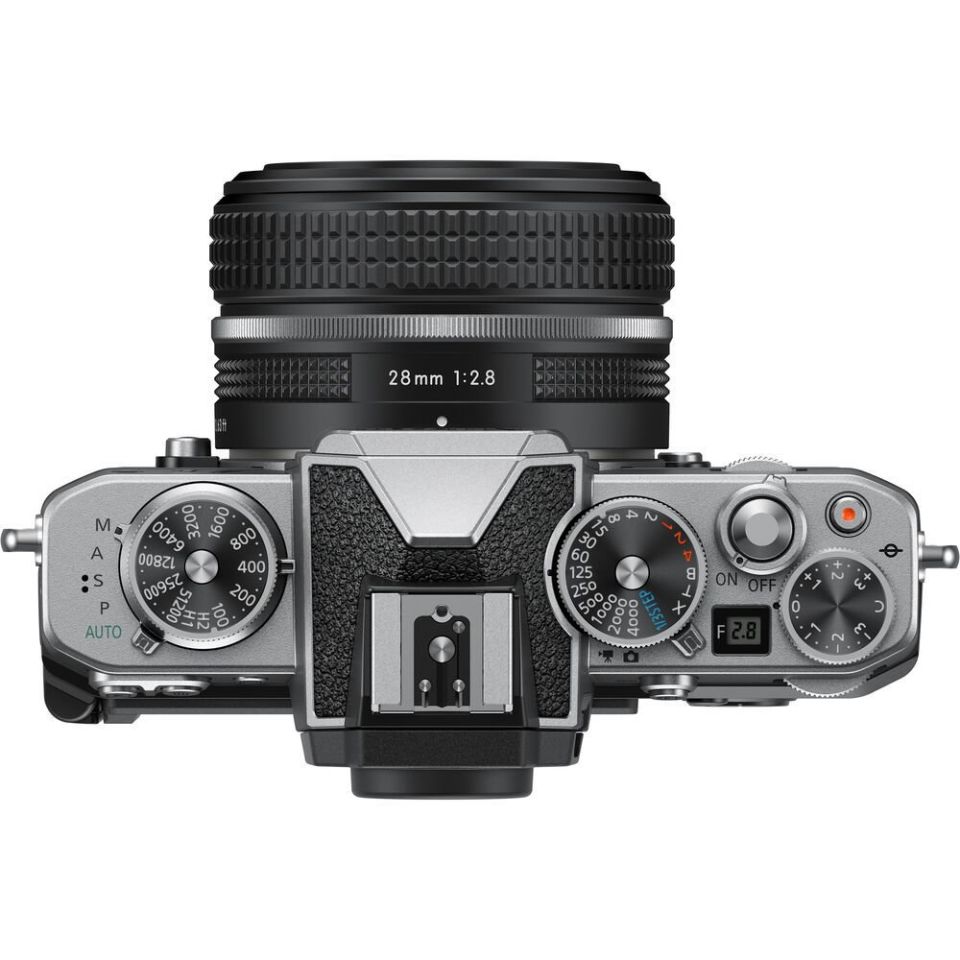 Nikon Zfc + 28mm F/2.8 (SE) Lensli Aynasız Dijital Fotoğraf Makinesi