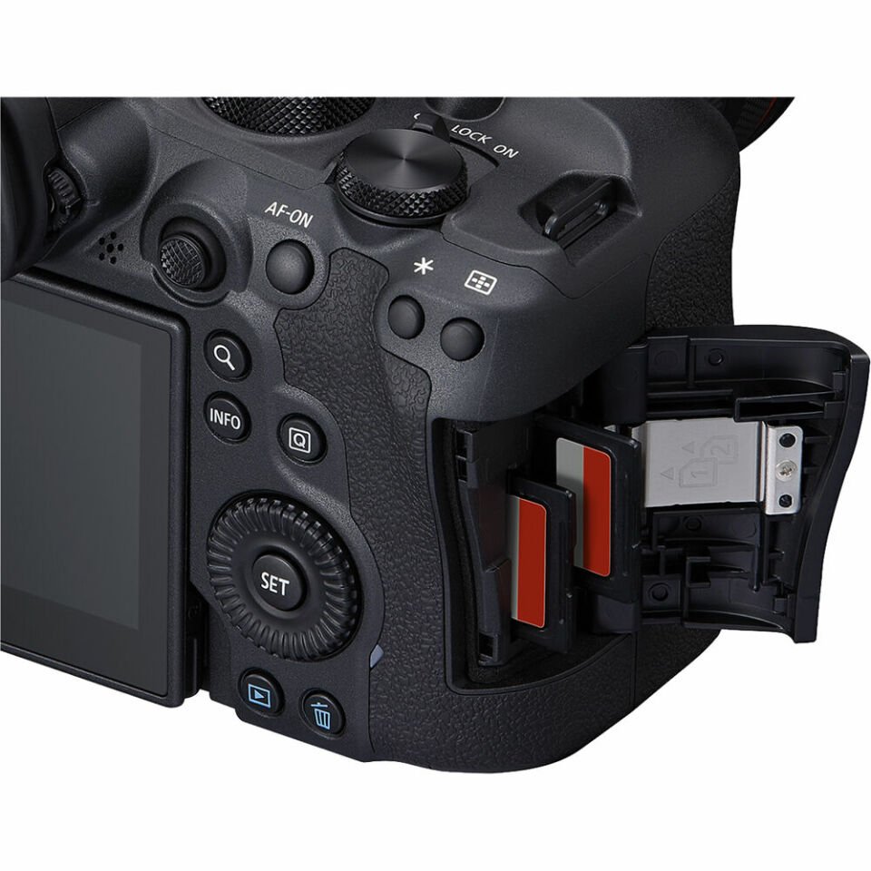 Canon EOS R6 Mark II + 24-105mm F/4 L IS USM Lens Kit