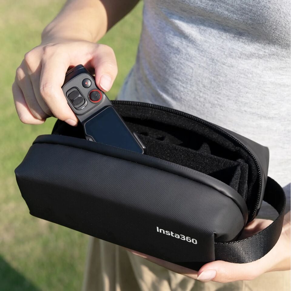 Insta360 Luna Ultra Carry Bag (Black)