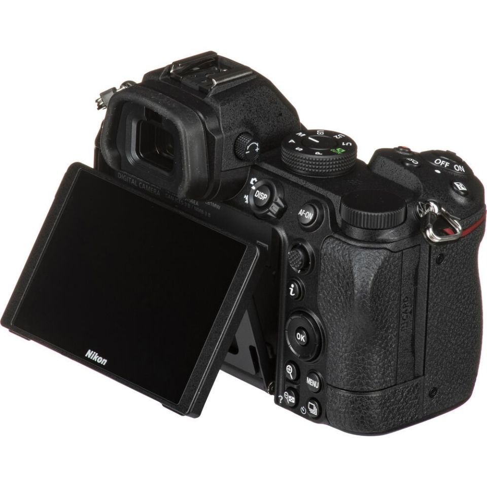 Nikon Z5 Body Aynasız Fotoğraf Makinesi
