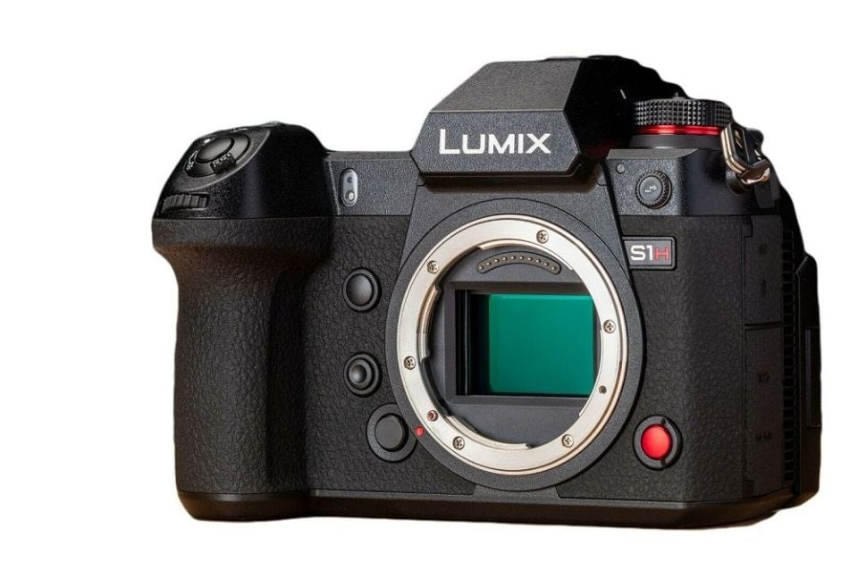 Panasonic Lumix DC-S1HE-K Body