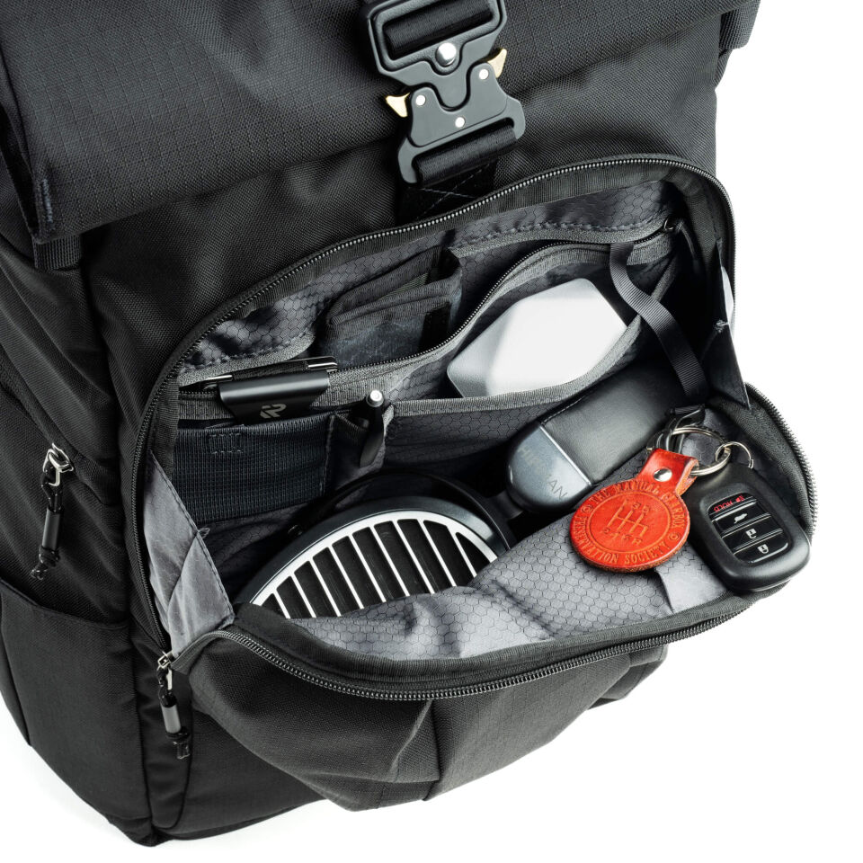 Think Tank FocusPoint 22L Sırt Çantası (Asphalt Black)