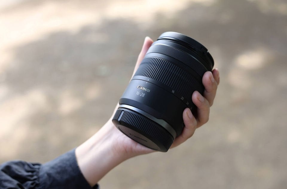 Canon RF 16-28mm f/2.8 IS STM Lens