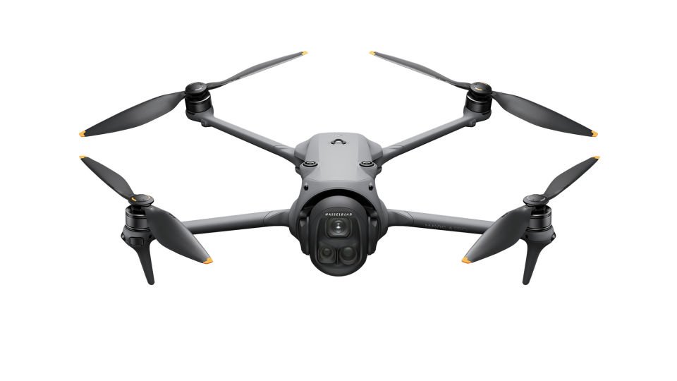 DJI Mavic 4 Pro (DJI RC 2)