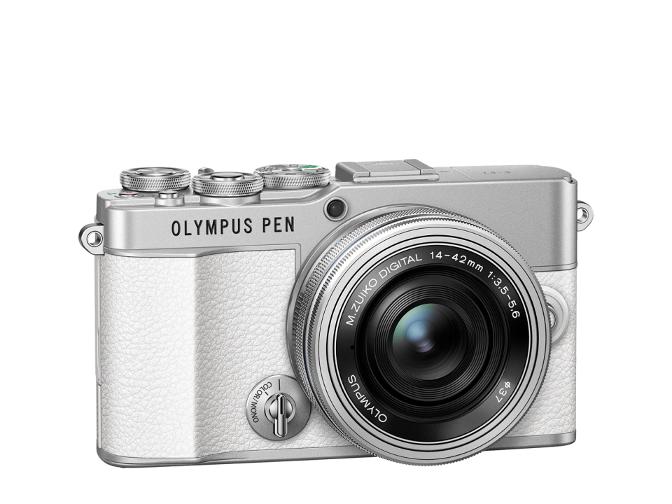 Olympus Pen E-P7 14-42mm EZ Lens Kit (White/Silver)