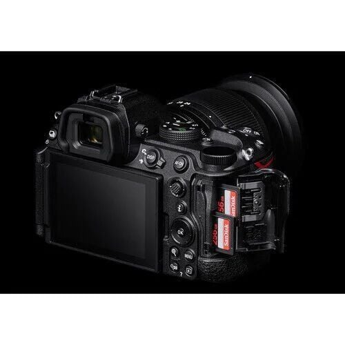 Nikon Z5 II 24-50mm f/4-6.3 Lensli Fotoğraf Makinesi
