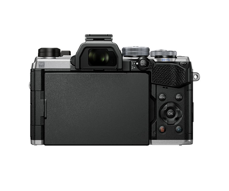 OLYMPUS OM SYSTEM OM-5 BODY SILVER V210020SE000