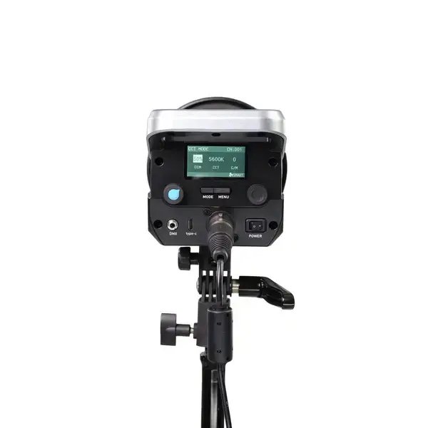 Nanlite FC-120C RGBW Tam Renkli LED Spot Işık