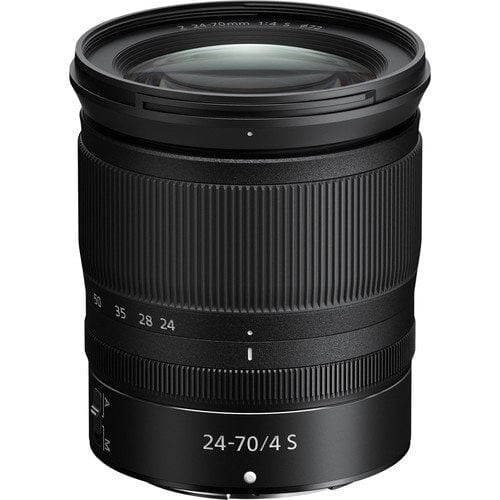 Nikon Z5 II 24-70mm f/4 S Lensli Fotoğraf Makinesi