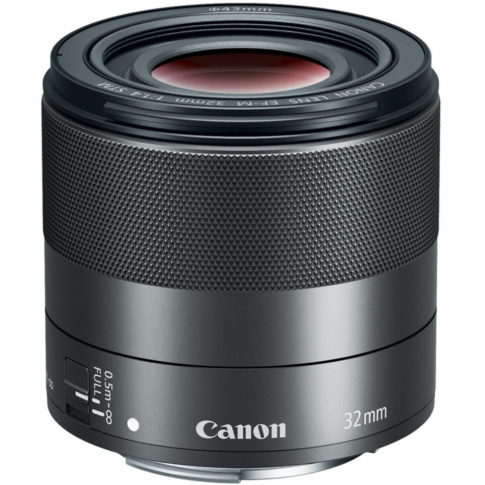 Canon EF-M 32mm f/1.4 STM Aynasız Makine Lensi