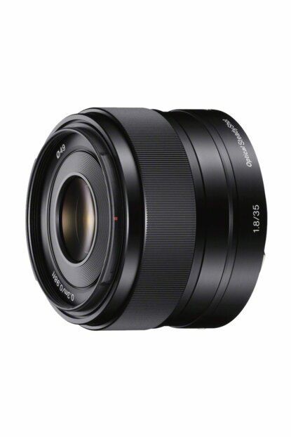 Sony SEL 35mm f/1.8 OSS Lens