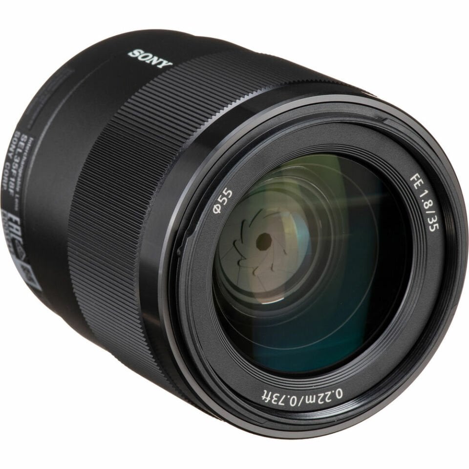 Sony FE 35mm f1.8 Full Frame Lens