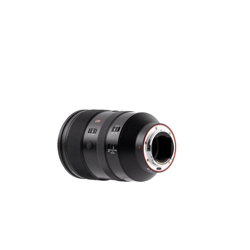 VILTROX AF 135MM F1.8  FE LENS LAB SONY
