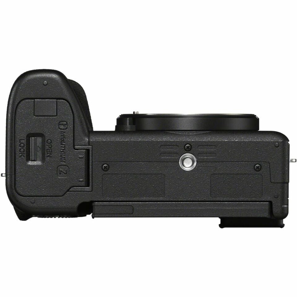 Sony A6700 Body + SEL E 16-55mm f/2.8 G Lens