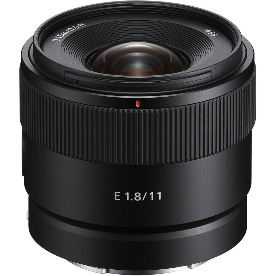 Sony A6400 16-50mm Kit Lens + Sony E 11mm f/1.8 Lens