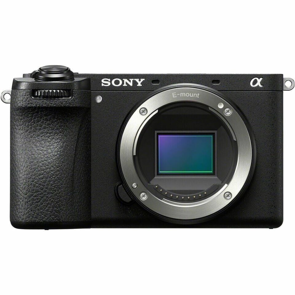 Sony A6700 Body + Sony FE 70-350mm f/4.5-6.3 G OSS Lens