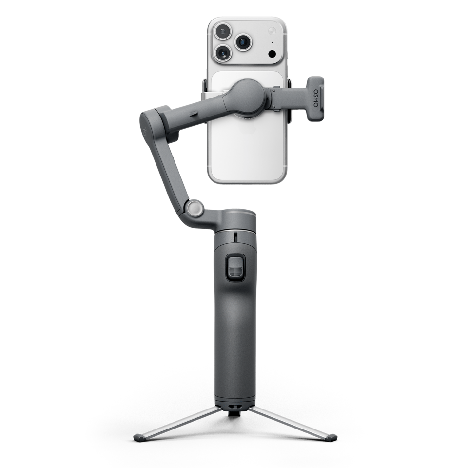 DJI Osmo Mobile 8P Advanced Tracking Combo