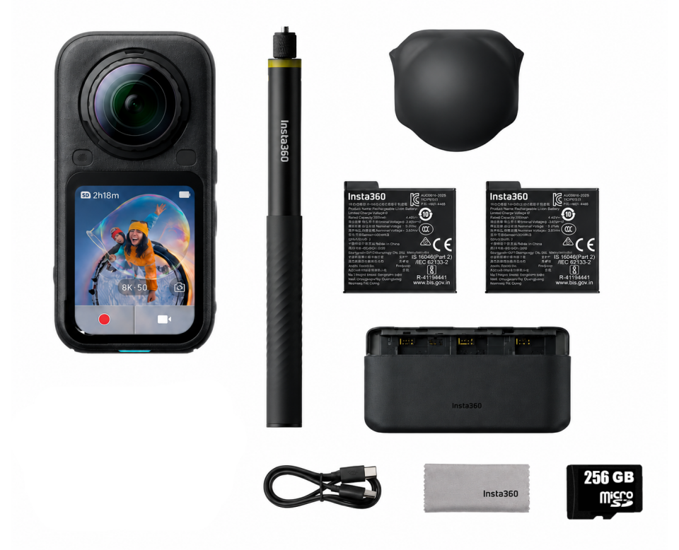 Insta360 X6 360° Aksiyon Kamerası Essentials Bundle + 256GB MicroSD