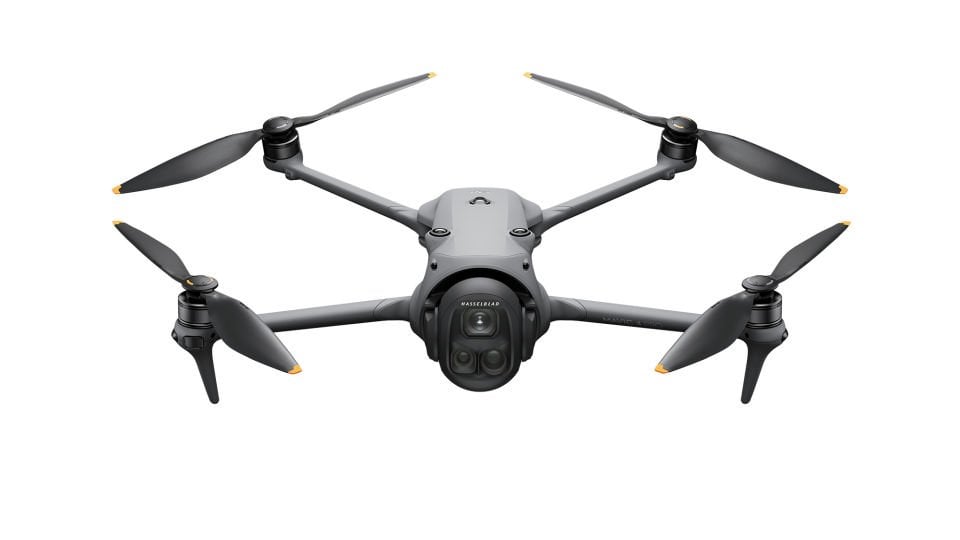 DJI Mavic 4 Pro Fly More Combo (DJI RC 2)